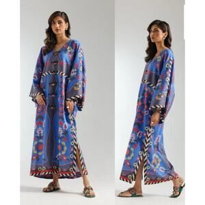 Ethnc Rozana Luxury Pakistani Pret SS’24 Blue Floral Embroidered Kurt